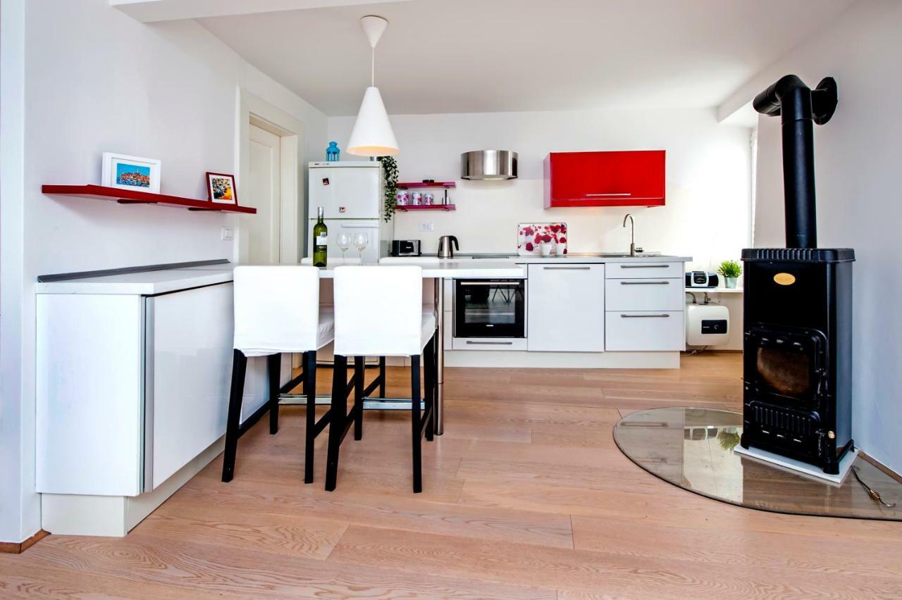 Smilje 2 Apartment Rovinj Exterior photo